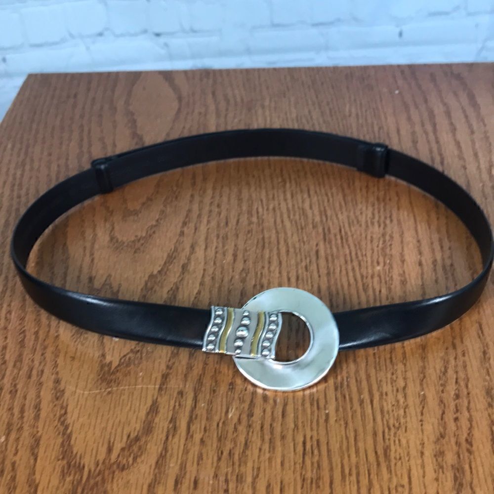 Chico’s Adjustable Leather Hook Belt Sz Medium/Large